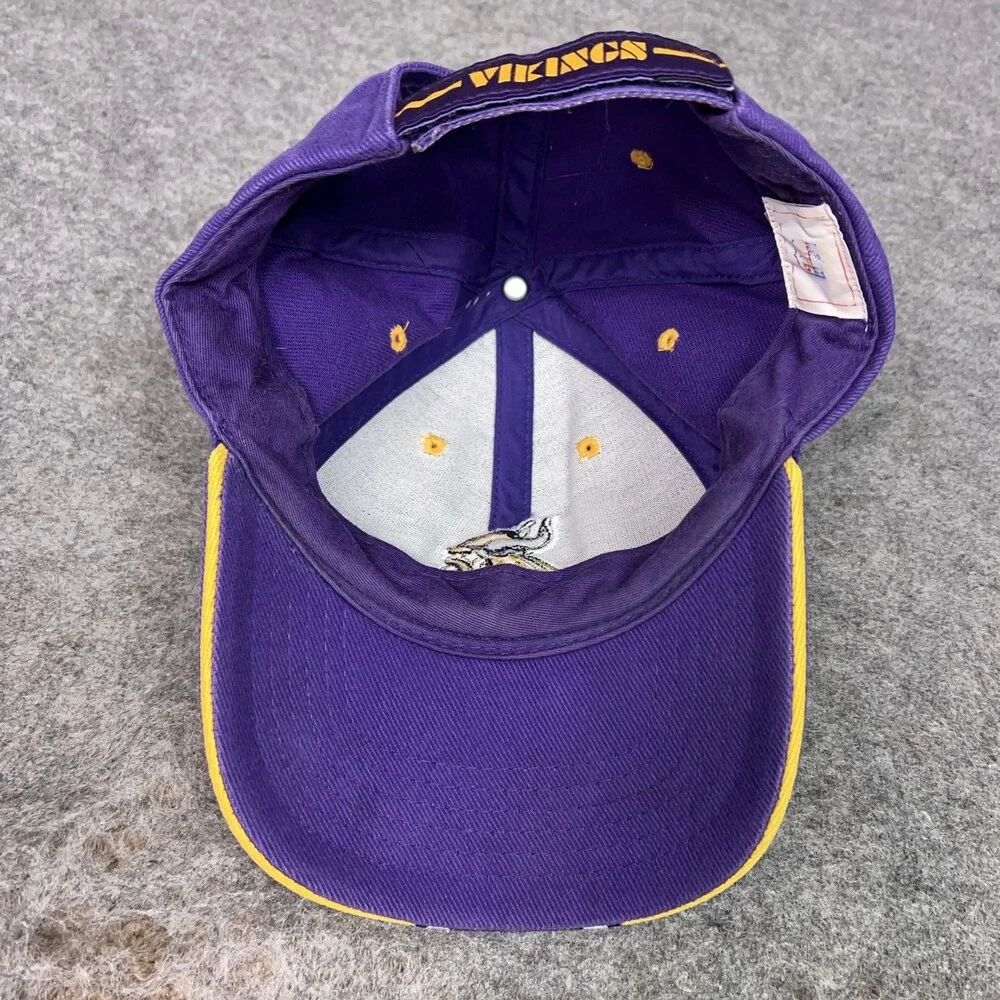 Minnesota Vikings Hat Cap Strap Back Purple Yellow‎ One Size NFL Football Mens